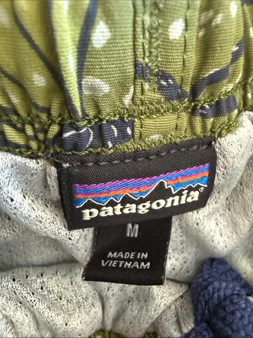 Patagonia boys medium